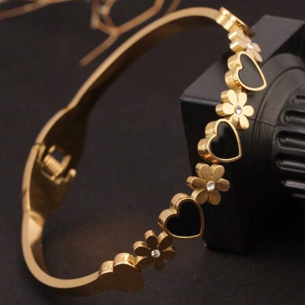 Women Stainless Steel Heart, Black Shell & Flower Cuff Bracelet - Picture 3 of 5